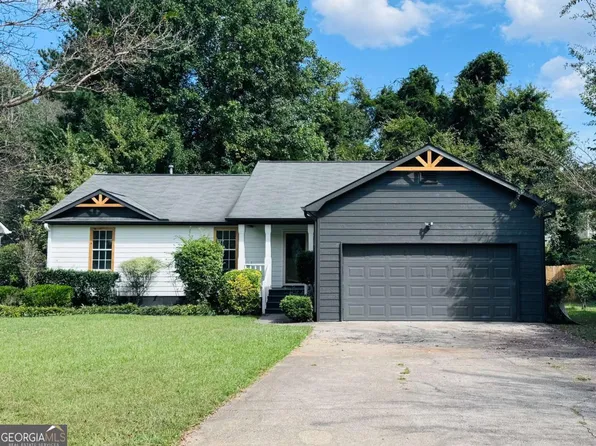 5810 Mistyview Dr, Rex, GA 30273