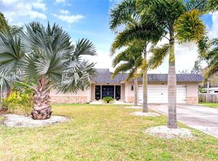 1541 Brady Dr, Dunedin, FL 34698