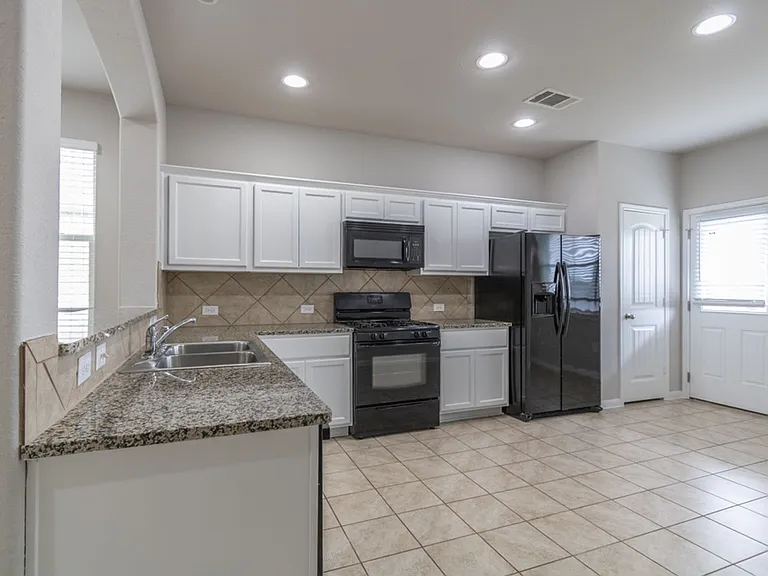 2880 Donnell Dr #4101 — Photo 4
