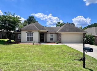 15 Tuscan Ln S, Sumrall, MS 39482