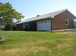 840 Strykers Rd, Phillipsburg, NJ 08865