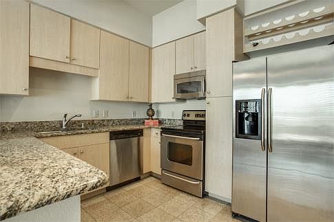 5th image of 3225 Turtle Creek Blvd APT 733