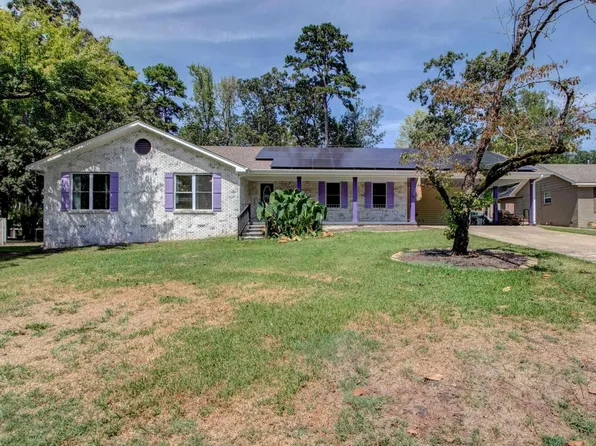 40 Pamela Dr, Little Rock, AR 72227