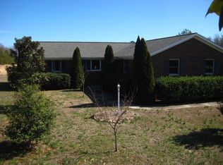 1716 Buckhorn Rd, Mebane, NC 27302