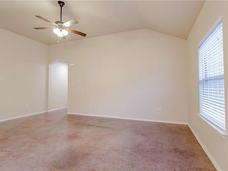 421 Jack Rabbit Ln #B — Photo 4
