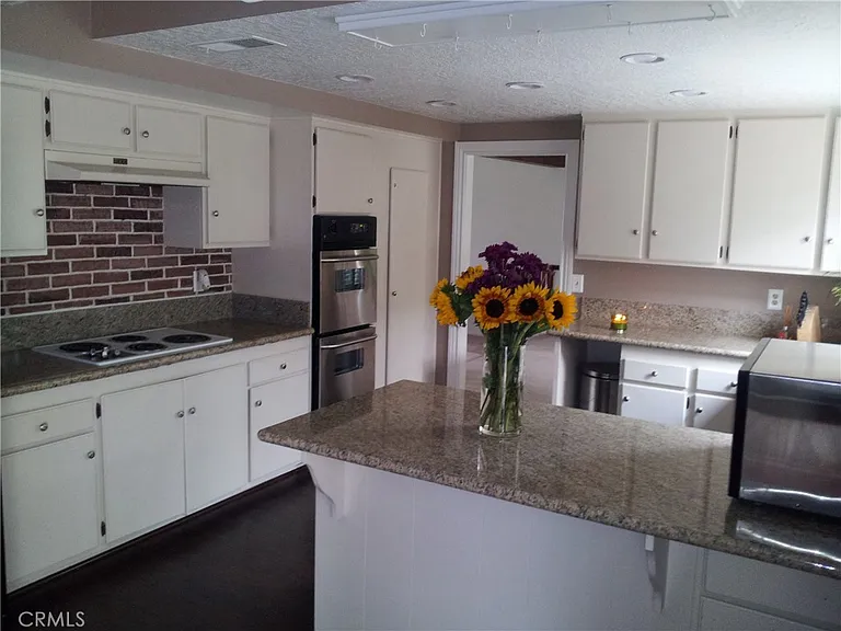 1845 Mulberry Way #1845 — Photo 4