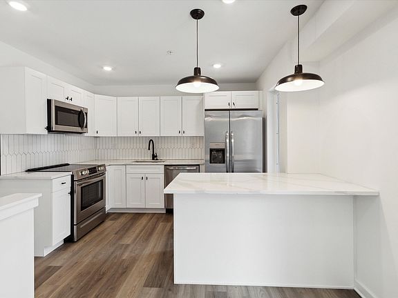 5th image of 1338 N 15th St #B