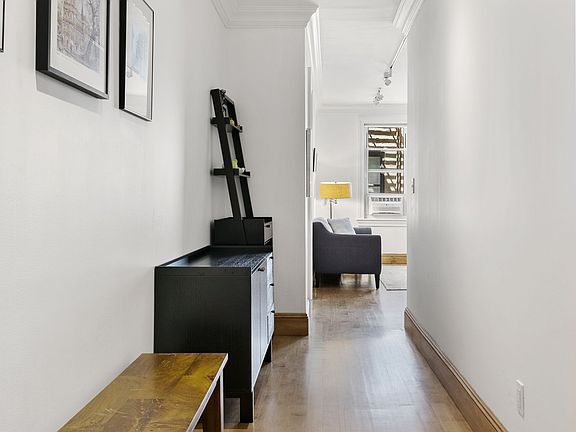 4th image of 67 Morton St #M3c