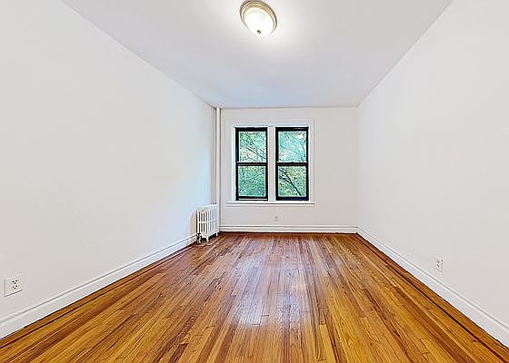 5th image of 139 Payson Ave APT 3J