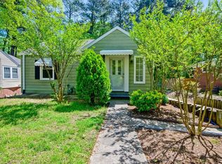 2633 Chapel Hill Rd #B, Durham, NC 27707