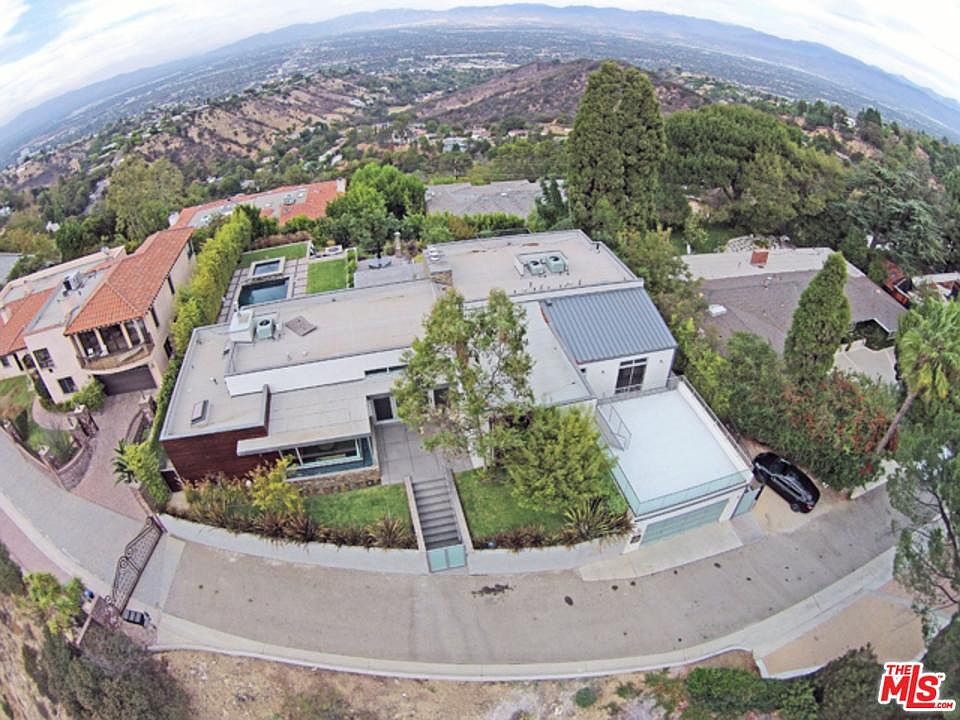 1st image of 14360 Mulholland Dr