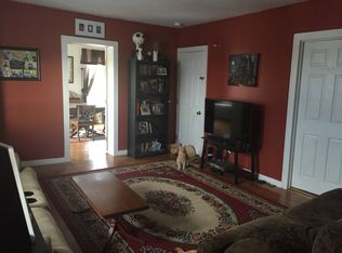 27 Railroad Ave APT 2, Westerly, RI 02891