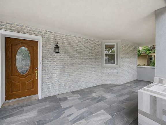 3rd image of 58-60 Ingraham Pl