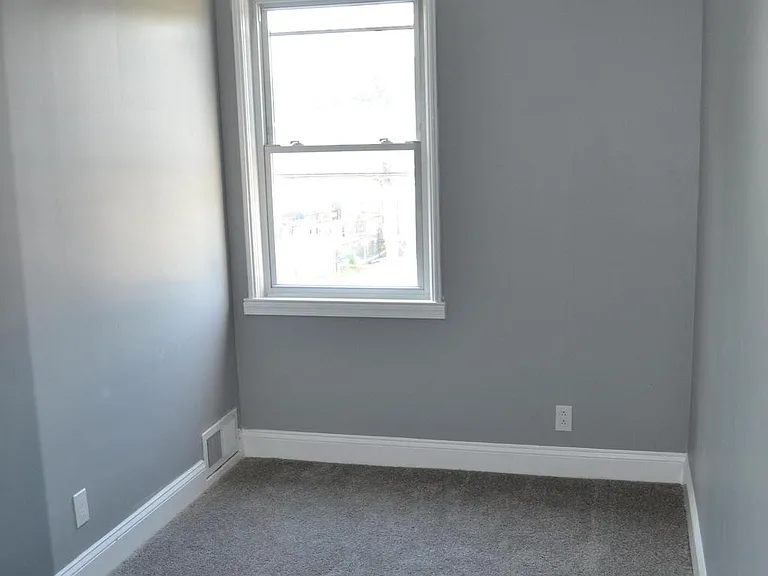 7448 Durwood Rd — Photo 17