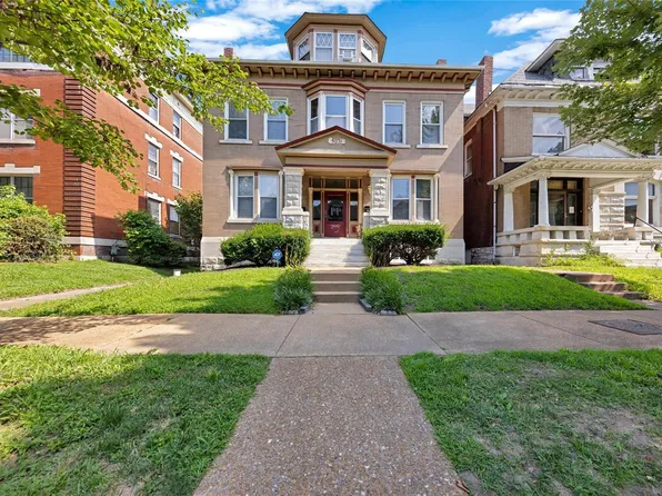 5071 Washington Pl, Saint Louis, MO 63108