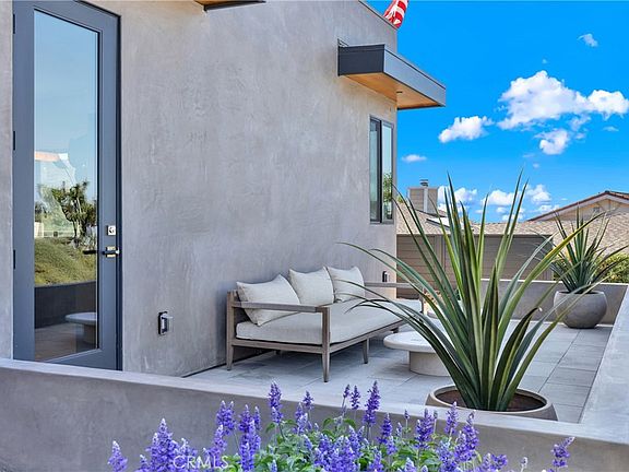 3rd image of 408 Presidio
