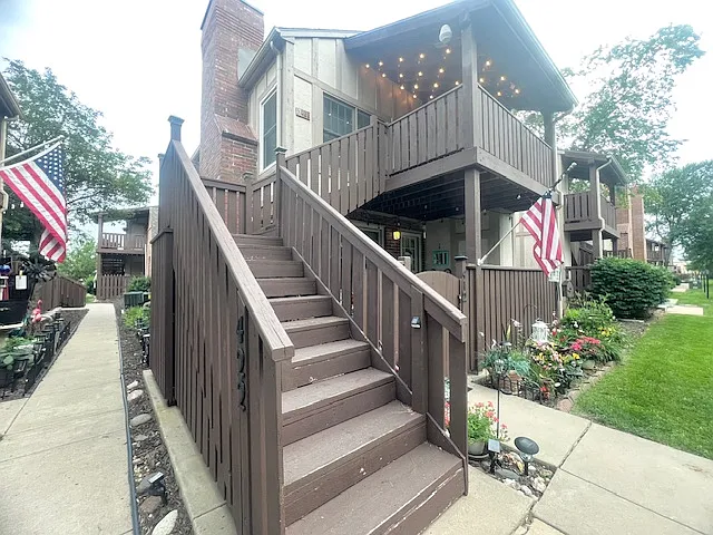 1450 S Webb Rd #422 — Photo 11