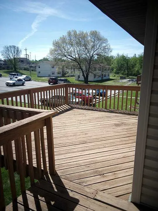 100 Walnut Grove Rd