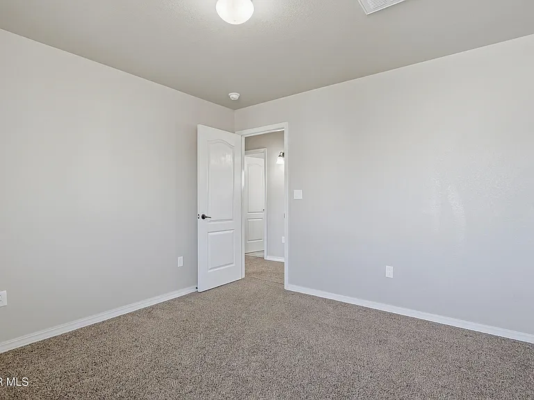 14844 Sunny Land Ave — Photo 38