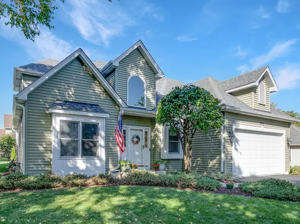 855 Ayers St, Bolingbrook, IL 60440