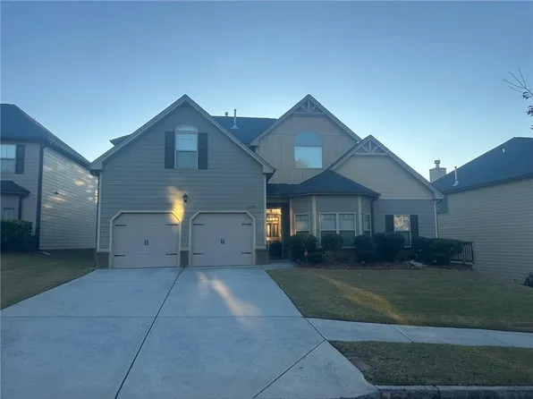 1291 Long Acre Dr, Loganville, GA 30052