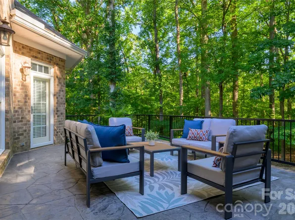 868 Savile Ln, Fort Mill, SC 29715
