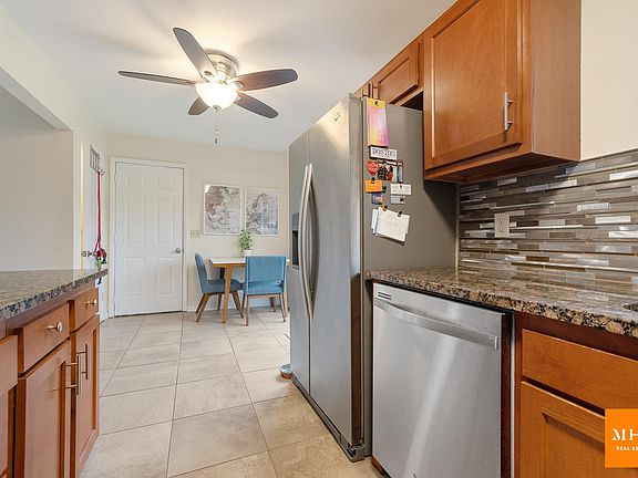 5th image of 4605 Dakota Dr