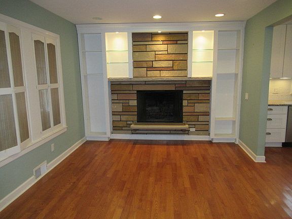 2nd image of 206 North Ave