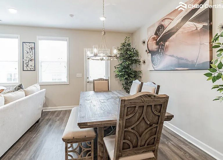 2952 Edgemont Ln SW — Photo 11
