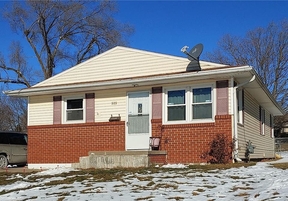 1st image of 505 E Cronkhite St