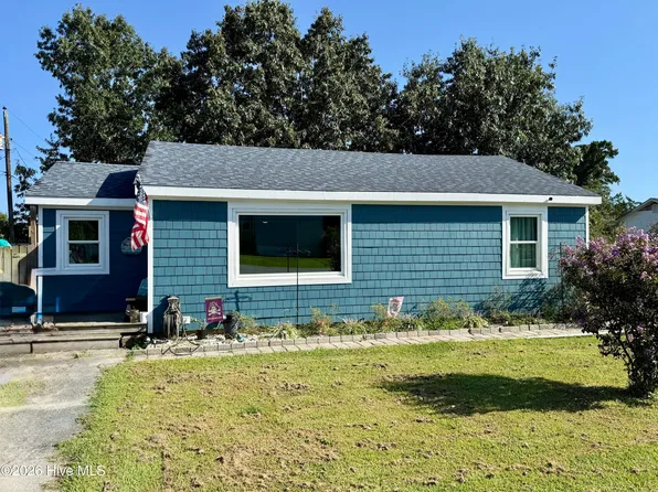 126 Jones Street, Holly Ridge, NC 28445
