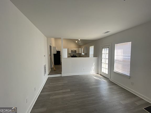 3rd image of 2761 Rambling Way