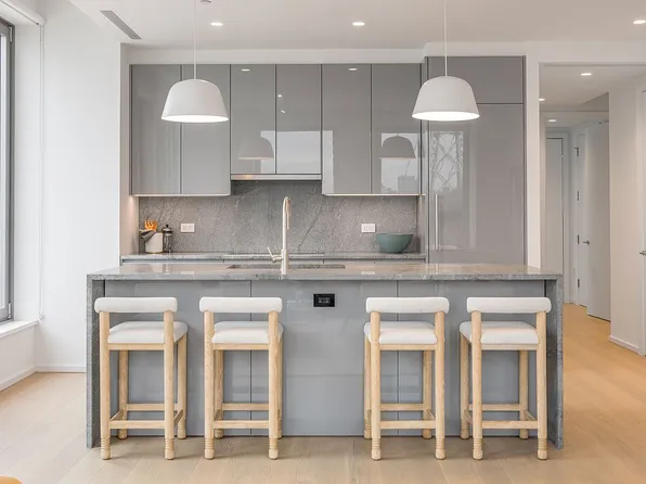 8 S 4th St #22A, Brooklyn, NY 11249