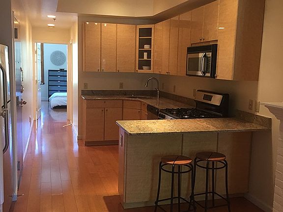 2nd image of 447 Pavonia Ave #201