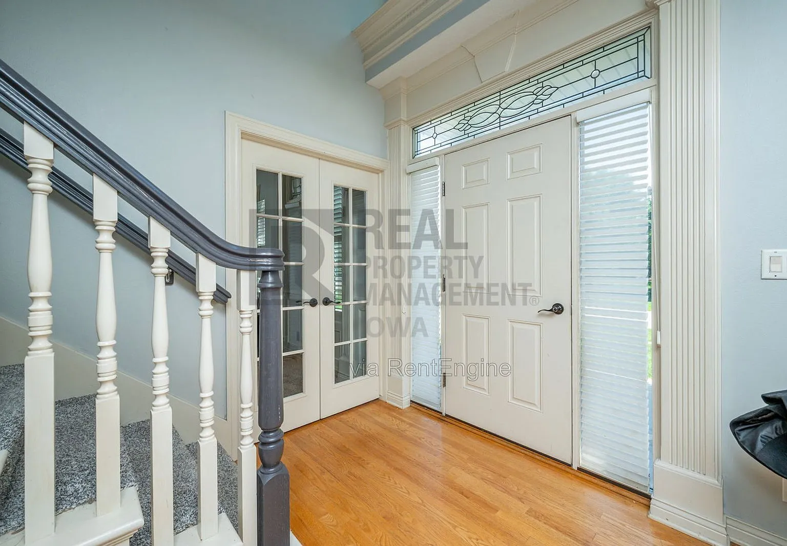 4 bed, 3.5 bath, 3004 sqft, $3,795 — Photo 2