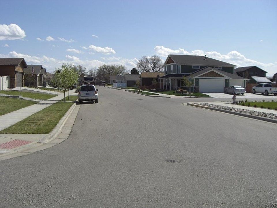1st image of 1555 Tania Cir