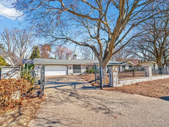 2901 Grandview Boulevard, Madison, WI 53713