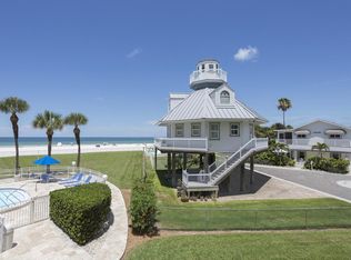 80 180th Ave W, Redington Shores, FL 33708