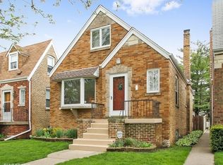 5262 N La Crosse Ave, Chicago, IL 60630