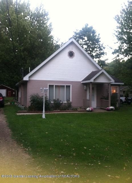 1st image of 200 N Gardner Ave