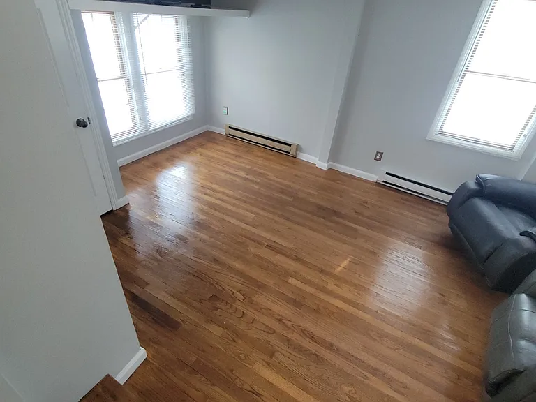 24 Pearl St #3 — Photo 3