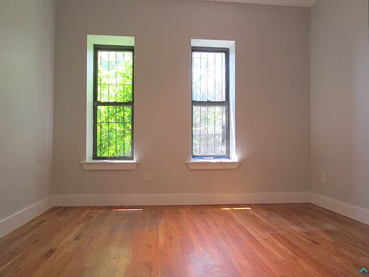 Rented by EXR | media 21