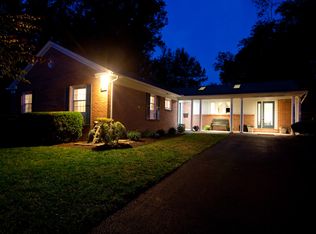 9450 Saint Andrews Way, Silver Spring, MD 20901