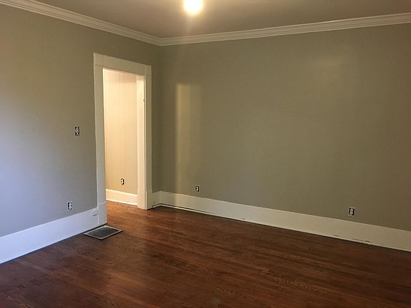 4th image of 1201 Kenyon St #B