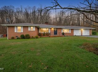 1722 Pressmens Home Rd, Rogersville, TN 37857