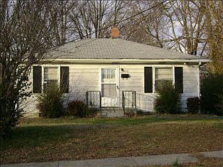 1st image of 1915 Mayfair Ave