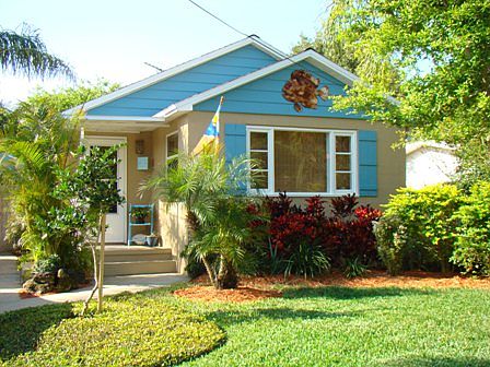 1st image of 211 Lincoln Ave