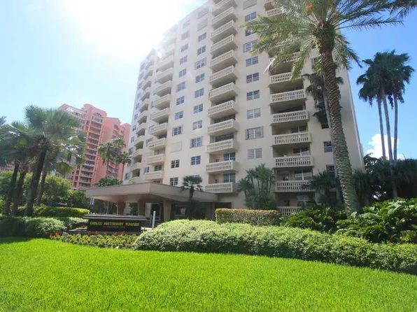 90 Edgewater Dr APT 314, Coral Gables, FL 33133