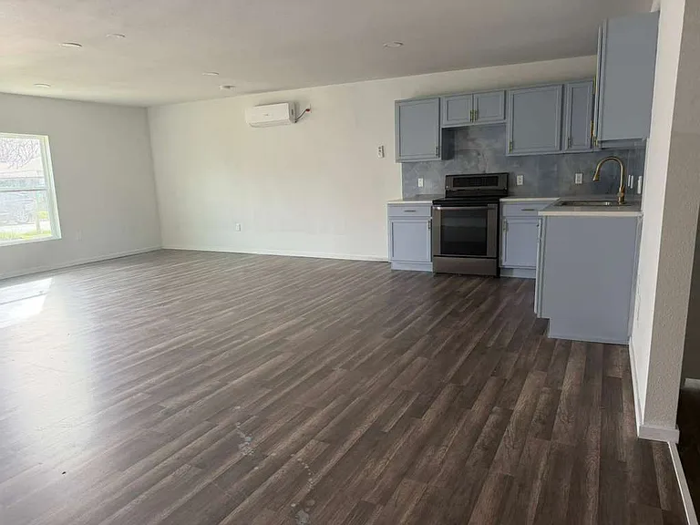 1804 Wiseman Ave — Photo 5
