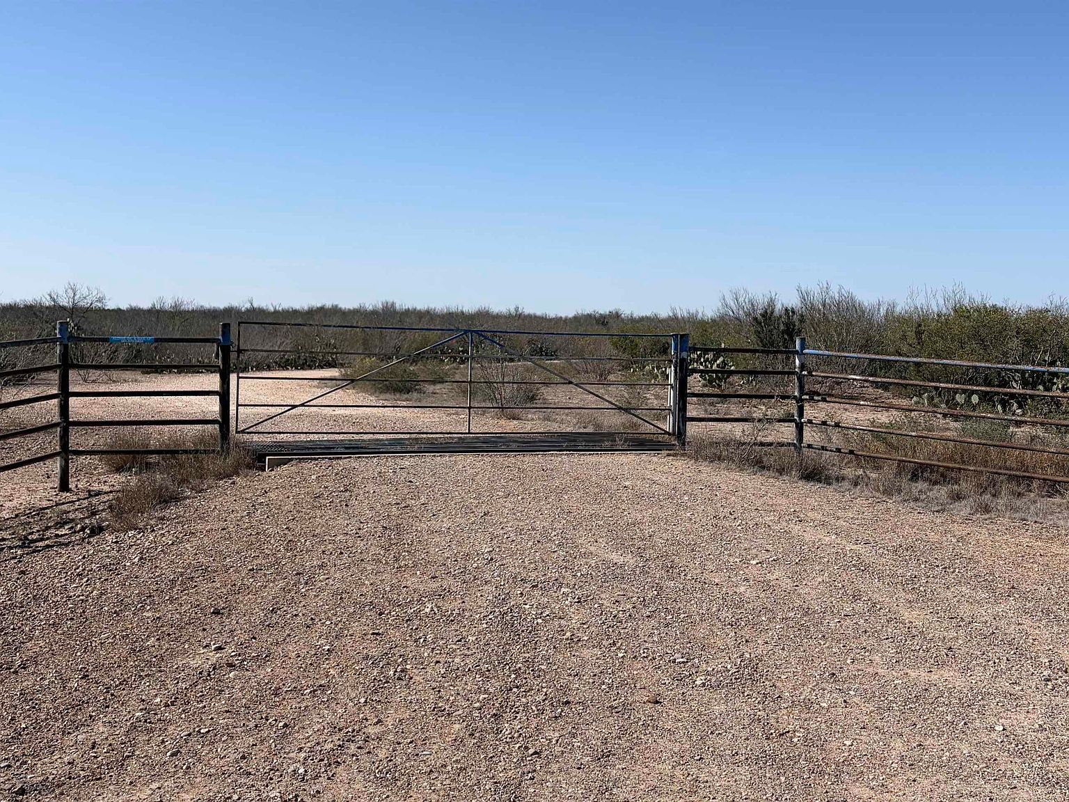 364 Ranch Rd, Laredo, TX 78041 | MLS #20261317 | Zillow